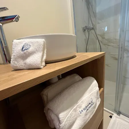 / Maison Entierement Renovee A 100 M Des Plages Dom wakacyjny *