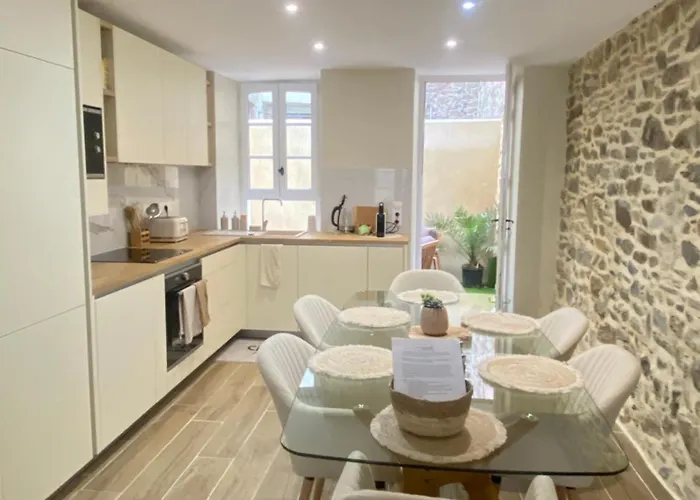 / Maison Entierement Renovee A 100 M Des Plages Nyaraló *